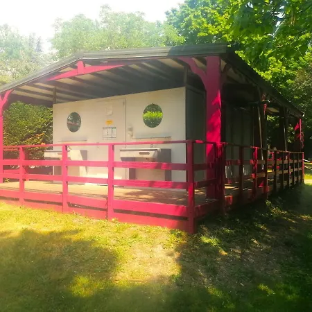 Camping L'Oasis Du Berry Saint-Gaultier Exterior photo