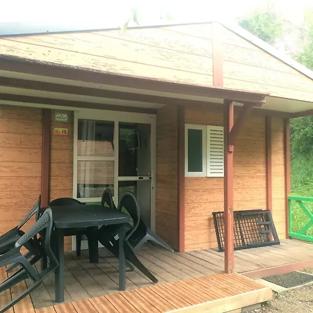 Camping L'Oasis Du Berry Saint-Gaultier Exterior photo