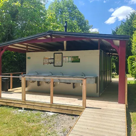Camping L'Oasis Du Berry Saint-Gaultier Exterior photo